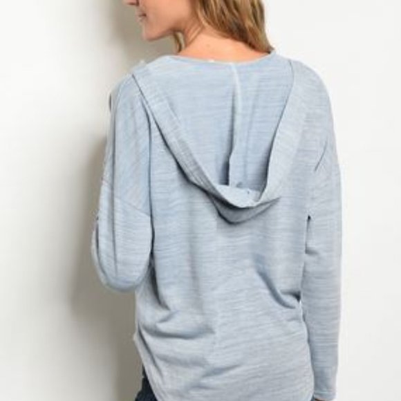 Long sleeve V neck loose tunic top. - Picture 2 of 2